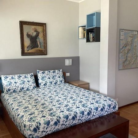 Lakeviewcabin - King Room With Balcony Комо Экстерьер фото